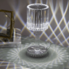 Kép 4/8 - Olasz stílusú kristályokkal díszített, elegáns asztali lámpa