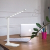 Kép 4/7 - Asztali LED lámpa 10W vezeték nélküli töltési móddal - Fehér